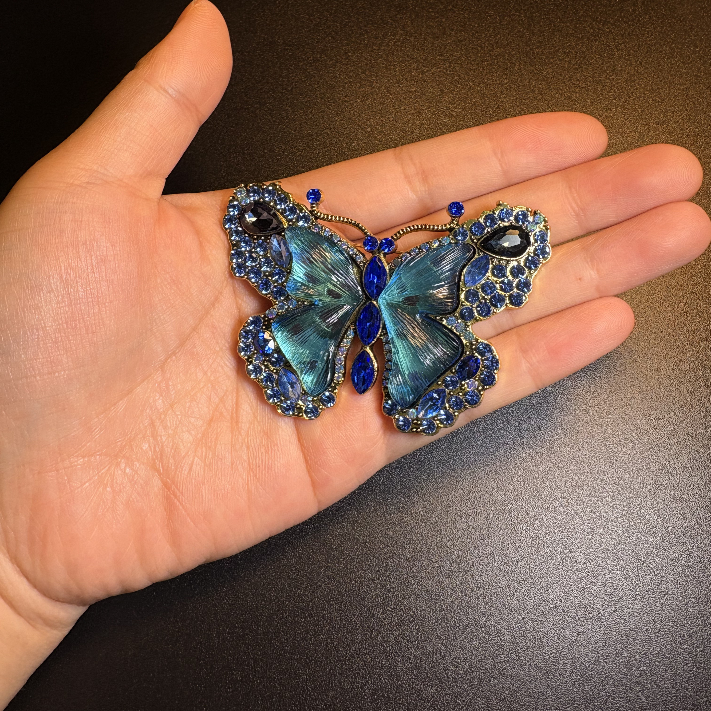 Lumifly Brooch