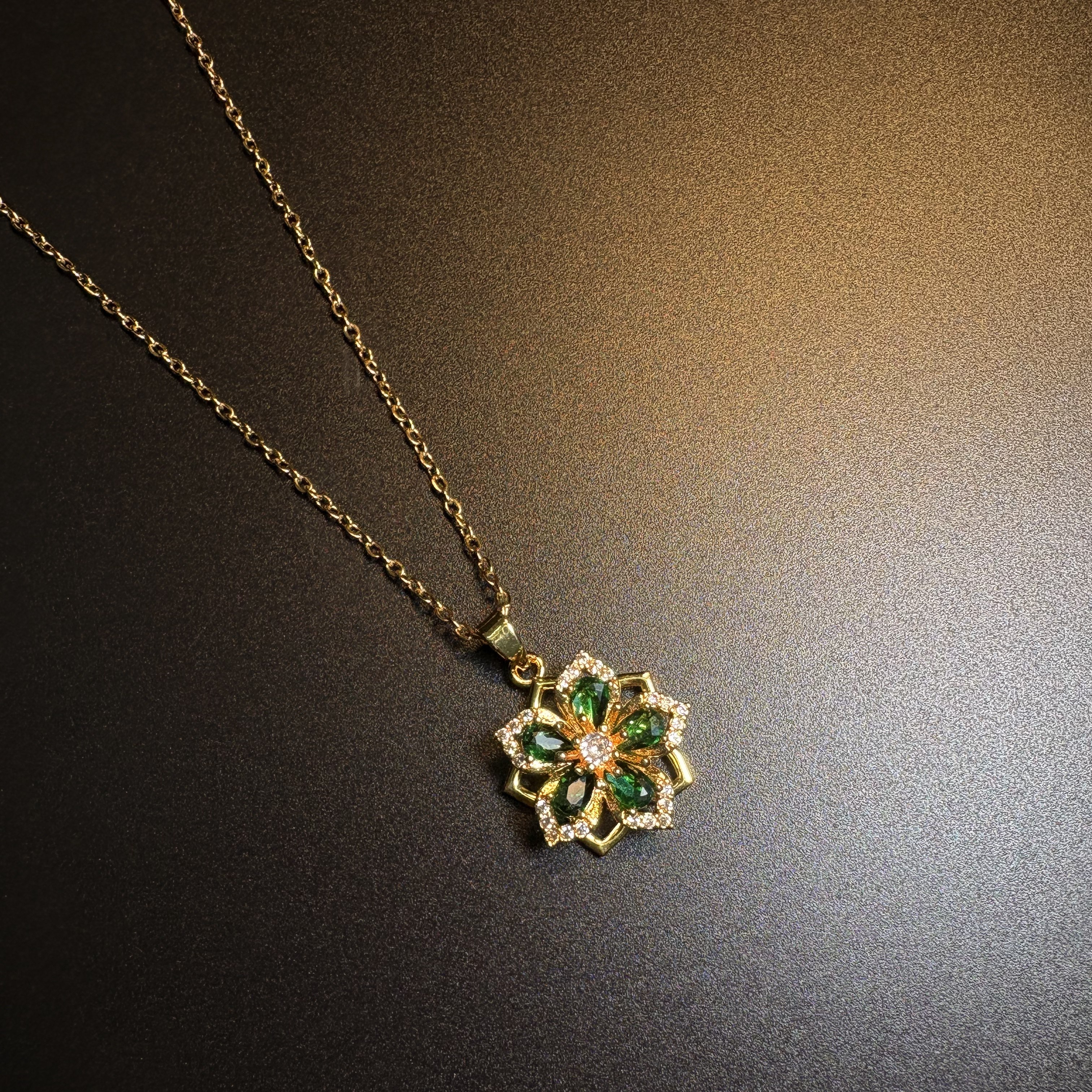 Diamond - Flower Necklace