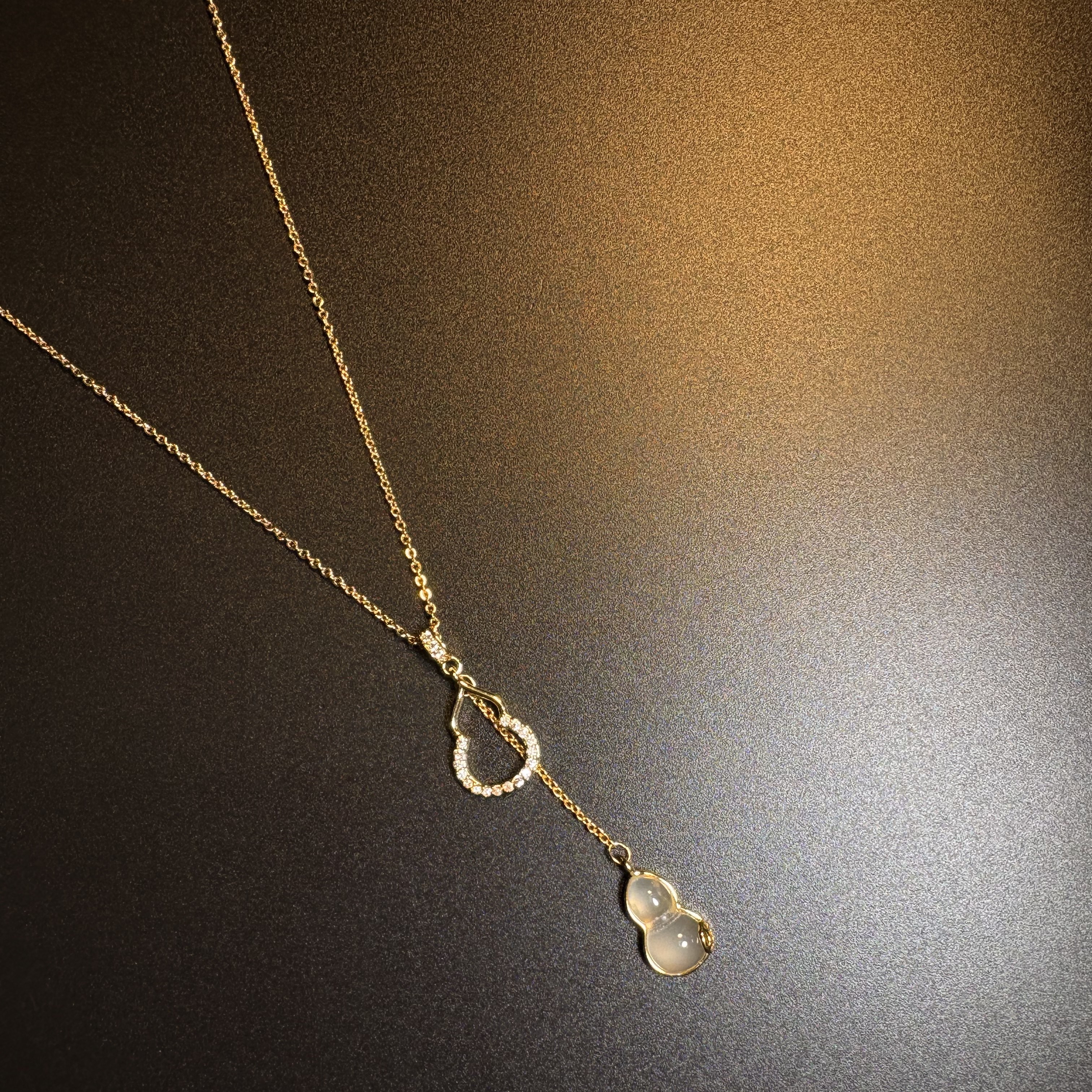 Glisten Gourd Necklace