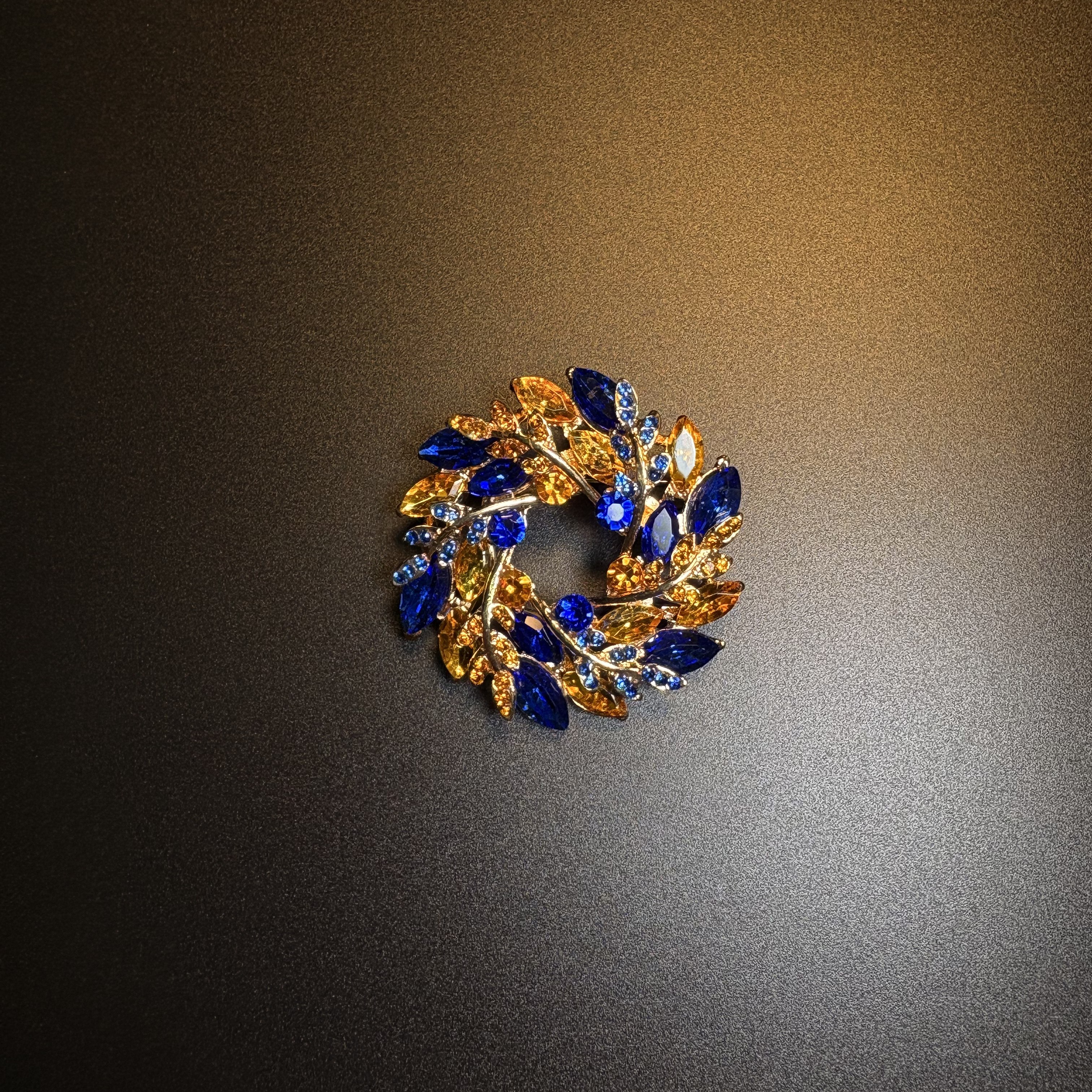 Blue - Gold Wreath Brooch
