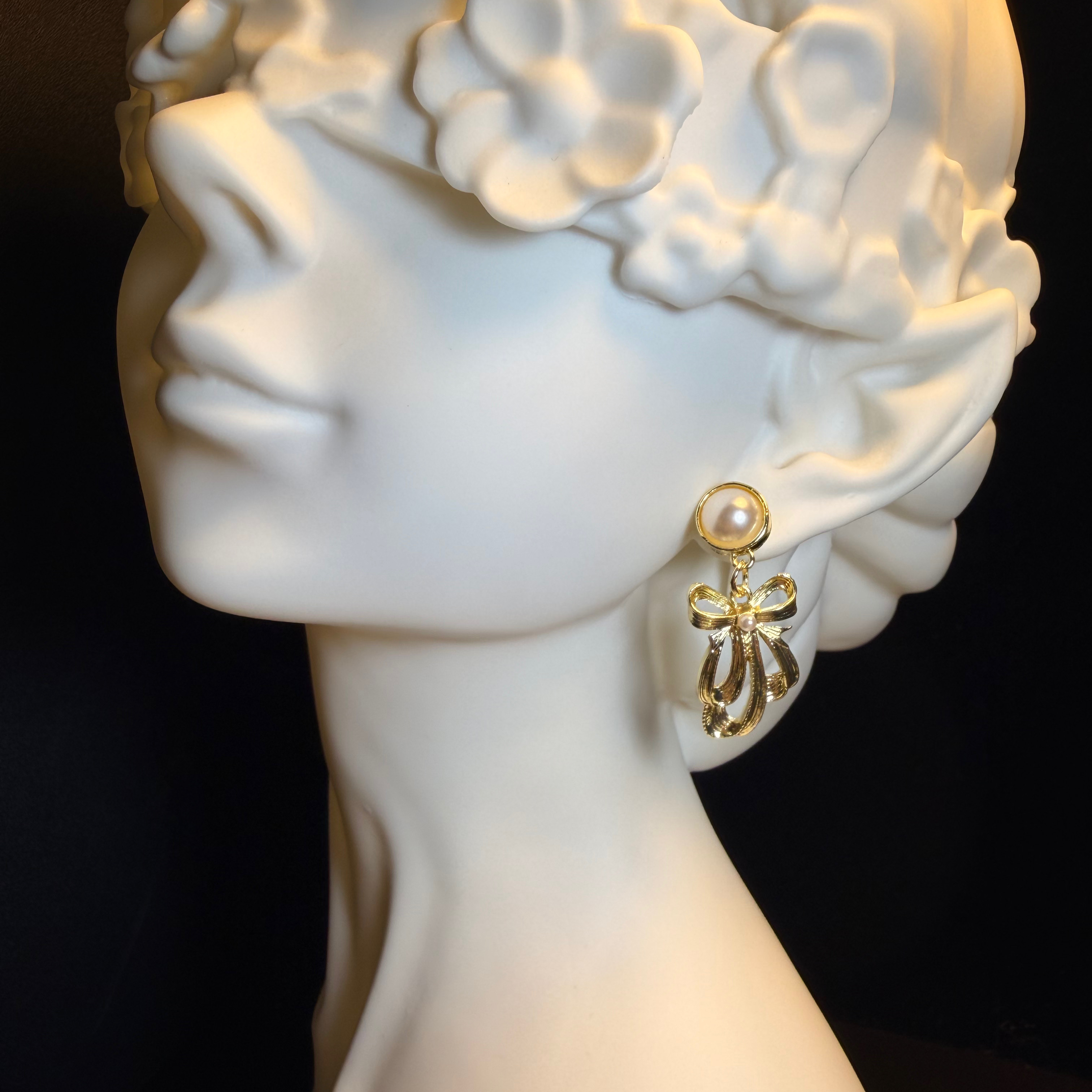 Pearl Ribbon Earrings
