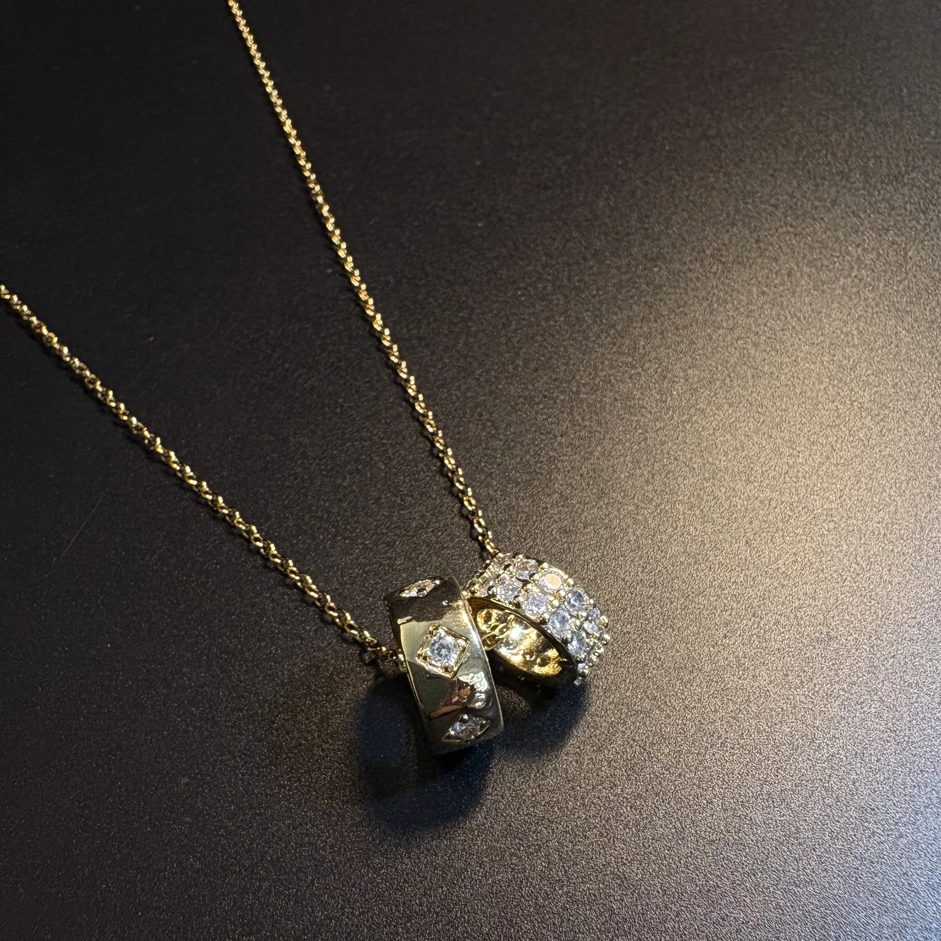 Gleam Roll Necklace