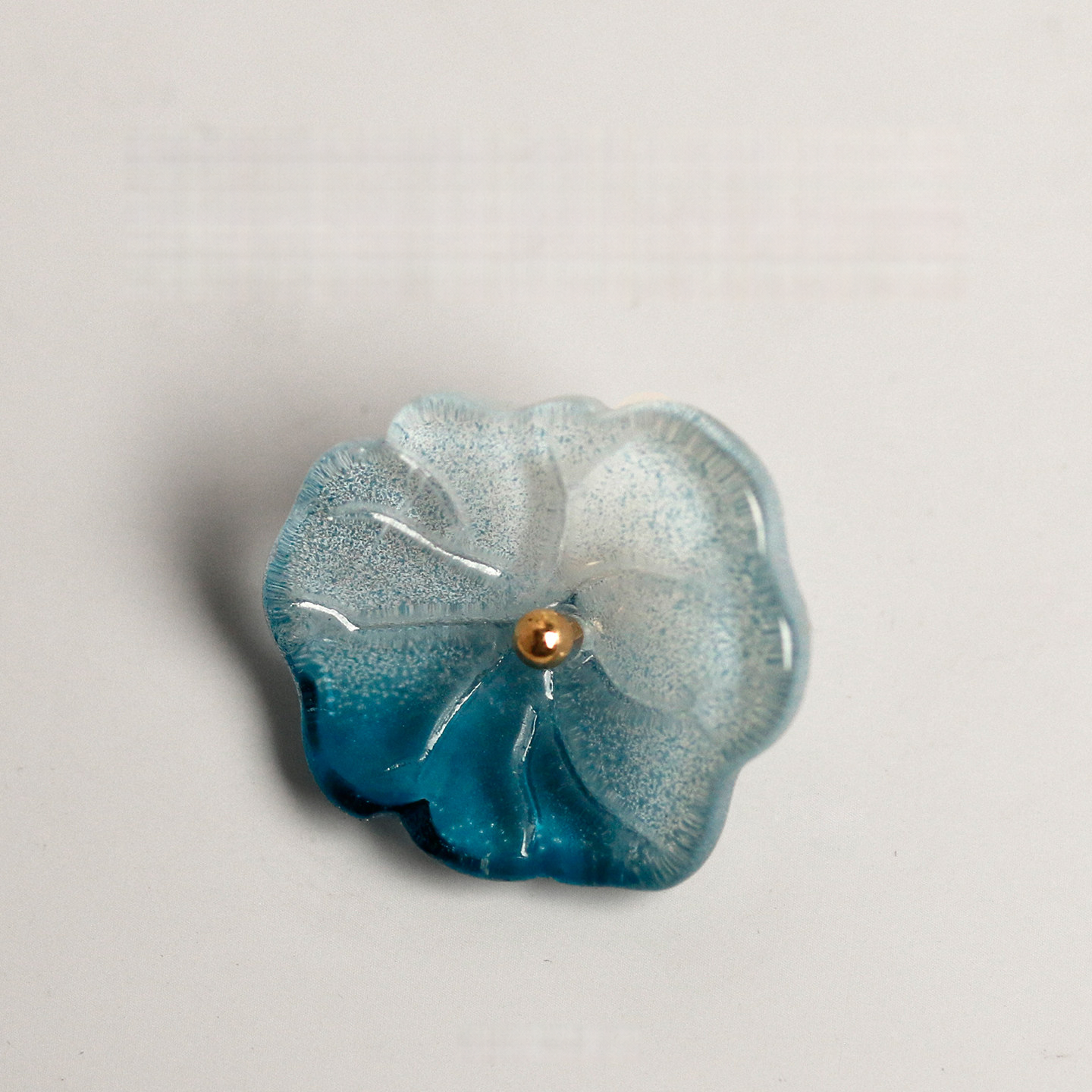 Sculpted Lotus Button