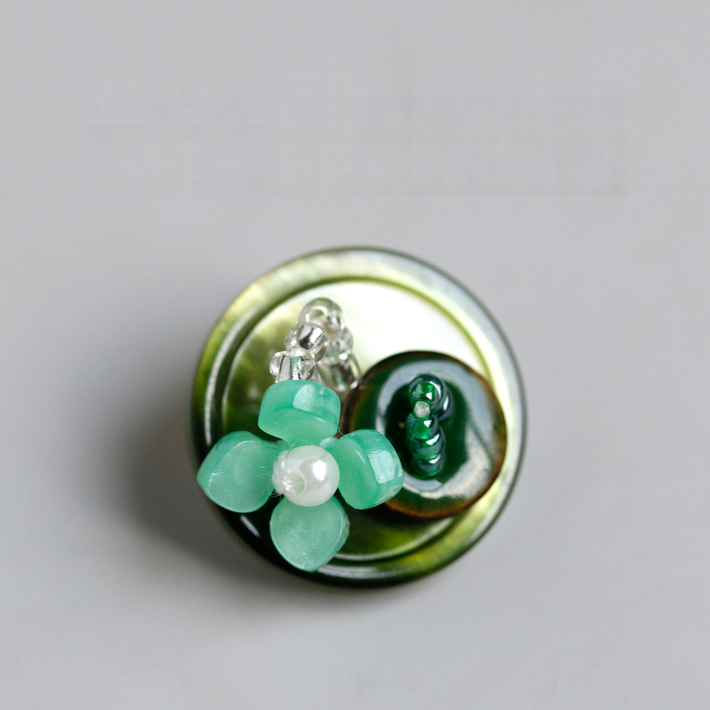 Green Blossom Button
