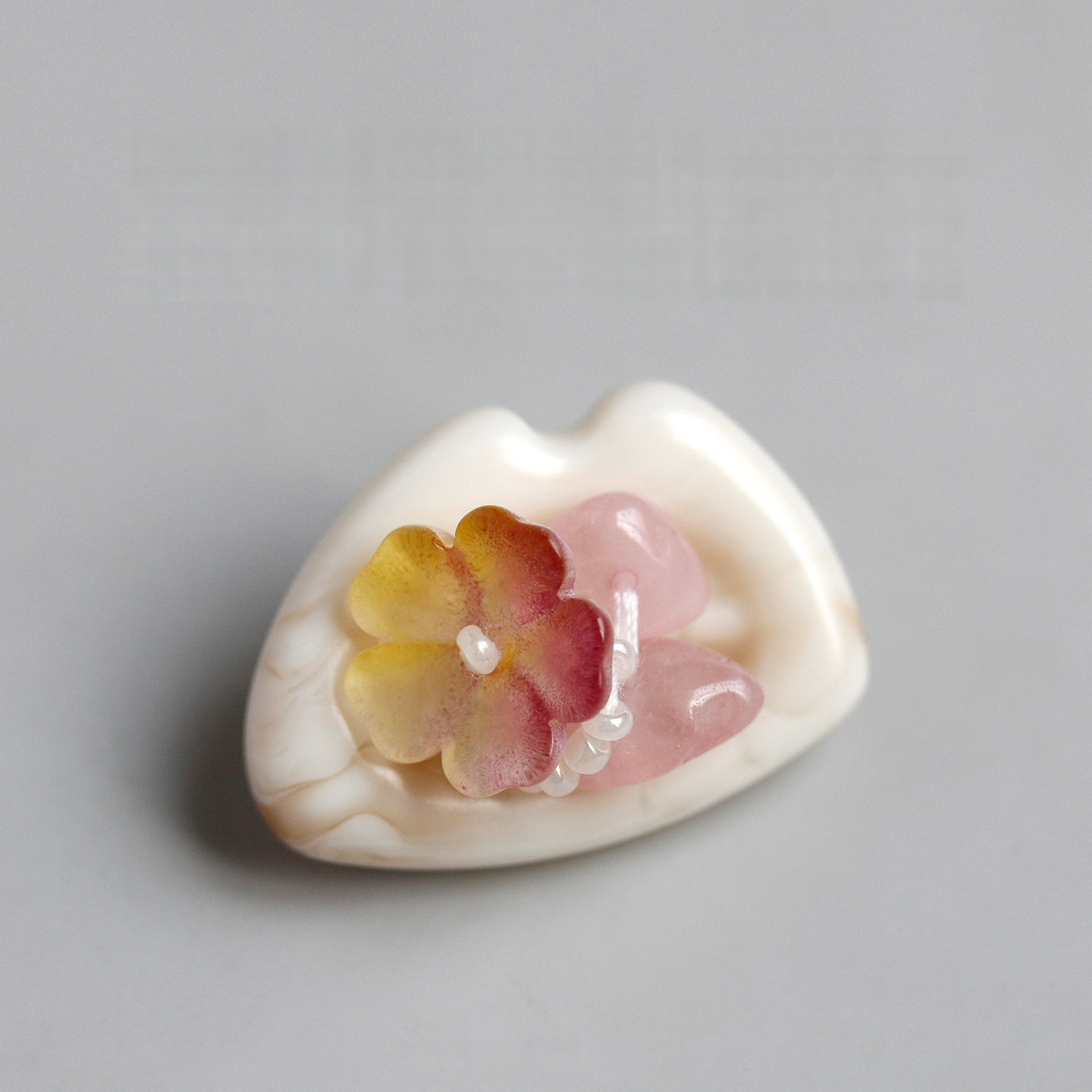 Ombre Blossom Button